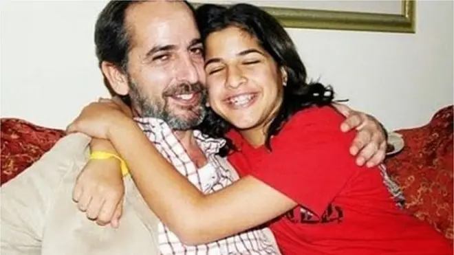 الفنان المصري هشام سليم وابنته