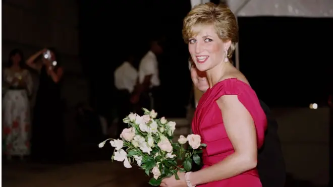 كيف كسرت الأميرة ديانا القواعد؟