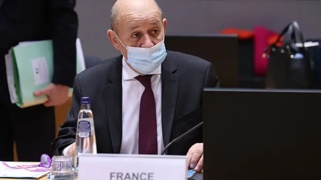 وزیر خارجه فرانسه گفت که "من متقاعد هستم که می توانیم به توافق برسیم، اما زمان در حال گذر است"