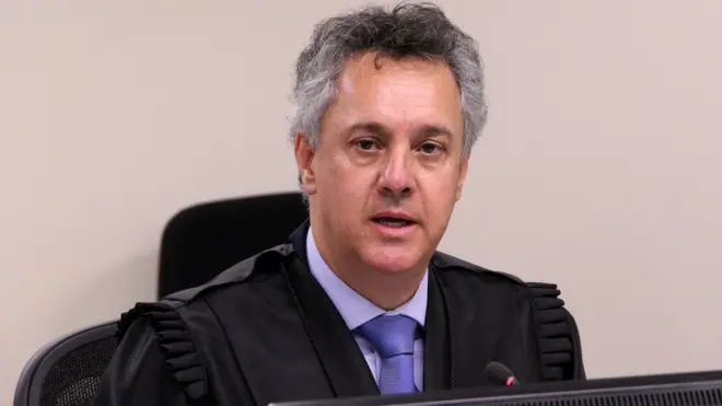 "Está sendo condenado um presidente da República, mas um presidente da República que praticou crime", disse o relator do processo no TRF-4 | Foto: TRF-4