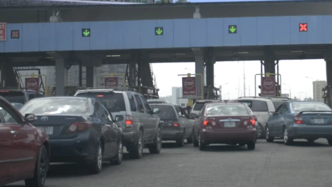 Dem start to collect di new toll money for February 1, 2018