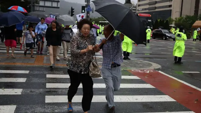 2019년 7월 있었던 태풍 링링 당시 대피하는 시민들