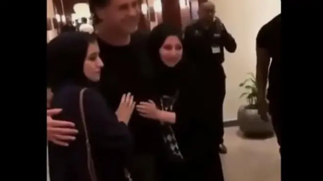 راغب علامه د سندرو کانسرټ جده کې جوړ کړی و