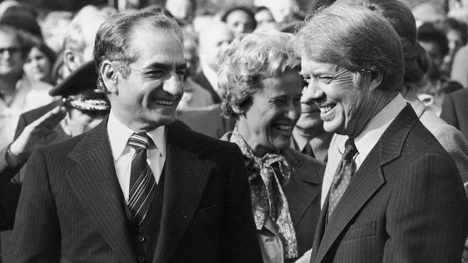 El Sha Mohammad Reza Pahlovi y Jimmy Carter durante una visita del dirigente iraní a Washington.