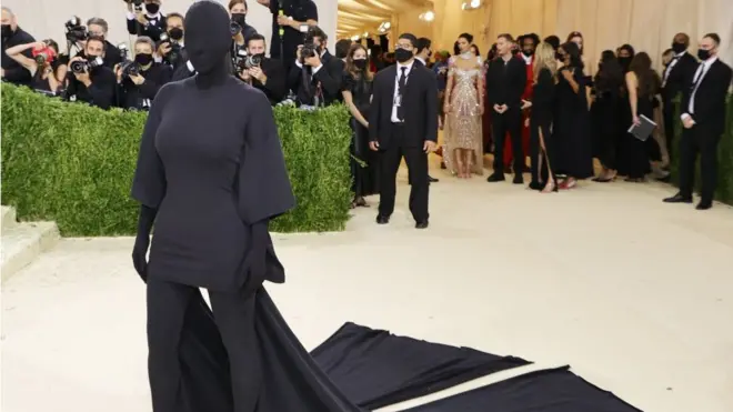 Образ Кім Кардаш'ян породив низку мемів у соцмережах