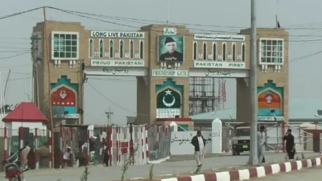 آٹا، چاول ، ادویات سے لیکر عام استعمال کی کئی اشیاء پاکستان سے افغانستان جاتی ہیں۔