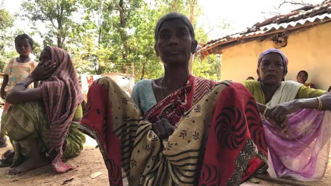 ब्राम्बे रांची से 25 किलोमीटर दूर रांची-लोहरदगा हाइवे के किनारे बसा है