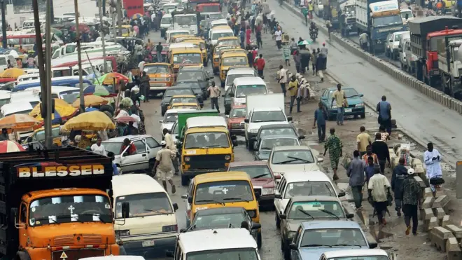 Road traffic jam dey common for some places for Nigeria