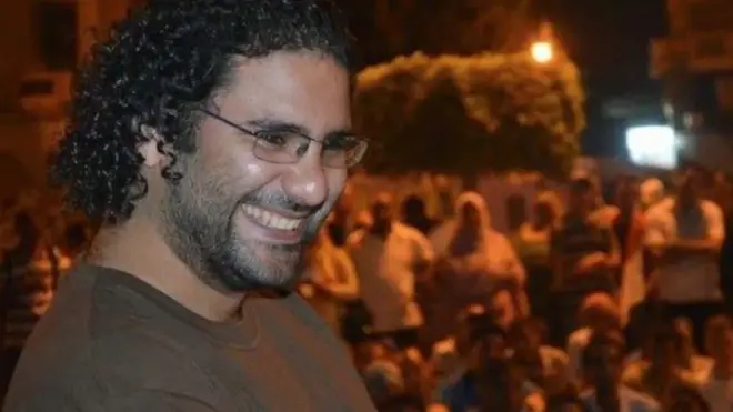 المدون المصري علاء عبد الفتاح حر