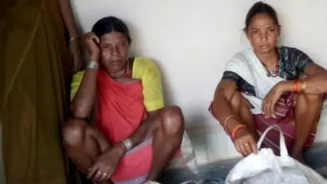 आदिवासी महिलाएं