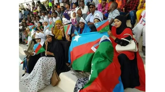 Taageerayaasha kubadda cagta ee garoonka Muqdisho