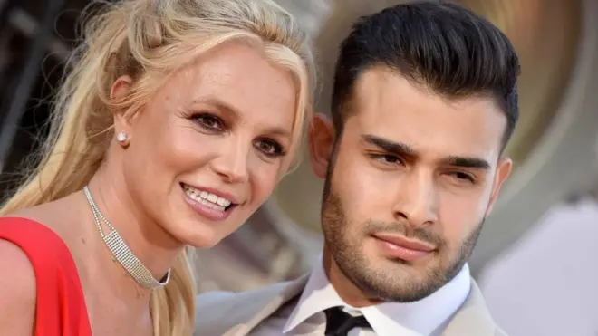 برٹنی سپیئرز اپنے منگیتر کے ساتھ