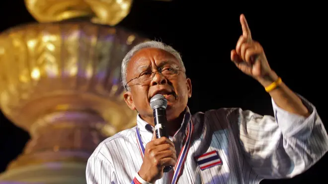 สุเทพ เทือกสุบรรณ