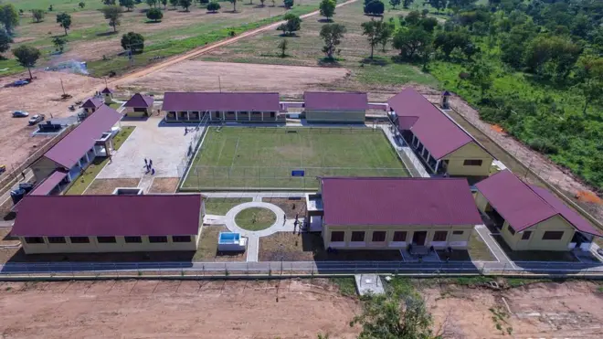 "Church of Pentecost prison": [Ejura town in Ghana prison donation]