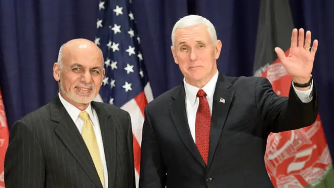 مایک پینس او اشرف غني