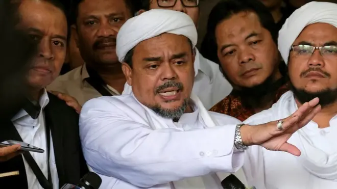 Kasus dugaan penyebaran konten porno yang menjerat Rizieq Shihab ditutup meski ia tak pernah memenuhi panggilan pemeriksaan kepolisian.