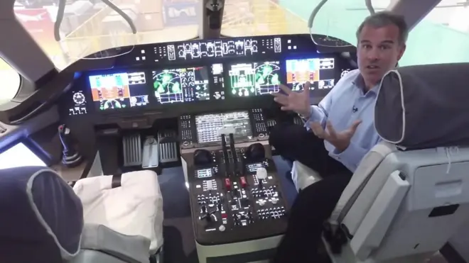 В кабине самолета С919