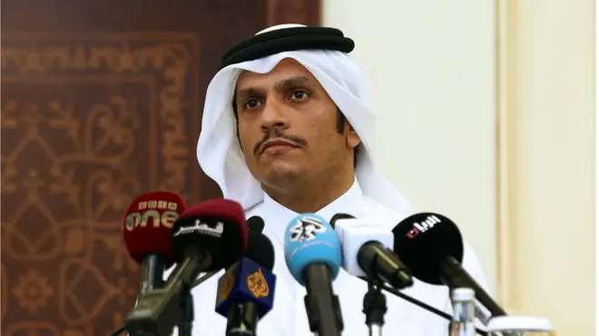 قال وزير الخارجية القطري إن "أكثر من مئة قطري عبر الحدود منذ إعادة فتحها"