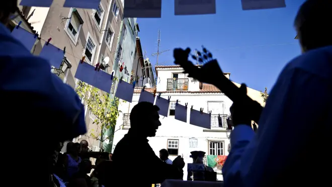 Исполнители фаду