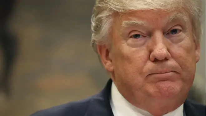 Donald Trump menjadi presiden AS setelah mengalahkan Hillary Clinton.