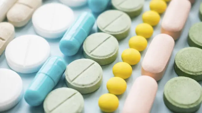 Los médicos siguen eligiendo los opioides como analgésico pese a su peligrosidad.