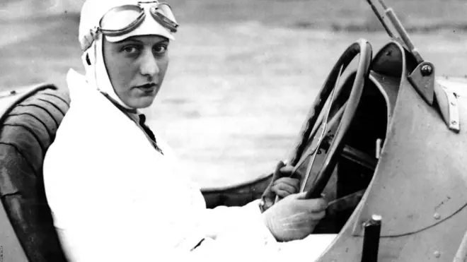 Еллі Найс називали Королевою Bugatti