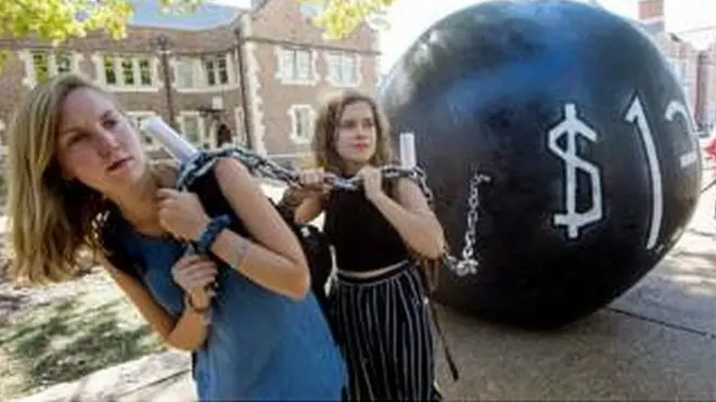 પ્રતીકાત્મક તસવીર