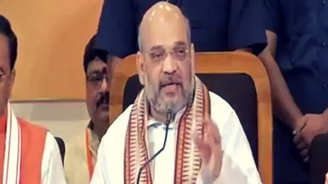 प्रेस कॉन्फ्रेंस में अमित शाह