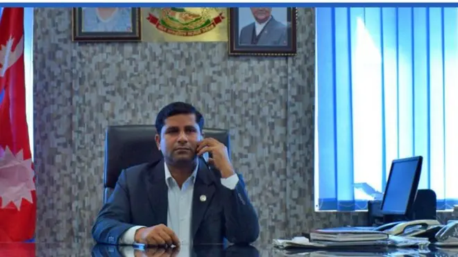 शहरी विकास मन्त्री मोहम्मद इश्तिया राईले "हिन्दू राष्ट्र र राजतन्त्र" फर्काउने नाममा गरिने गतिविधिमाथि "बन्देज लगाइने" बताएका थिए।