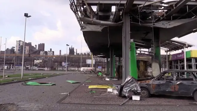 Около завода имени Ильича в Мариуполе.