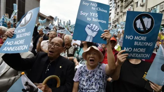 2018年的地方选举是对现任蔡英文政府各项政策的一次大检验，其中重要一环就是和台湾和中国大陆的关系。