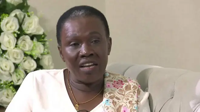 Ministira Ittisaa jalqabaa Sudaan Kibbaa Anjeelinaa Teeniin