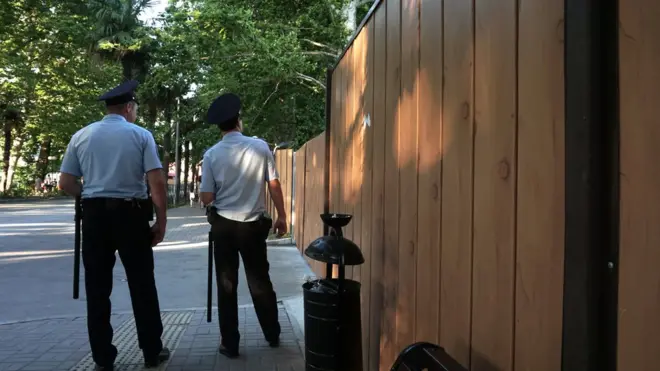 полицейские