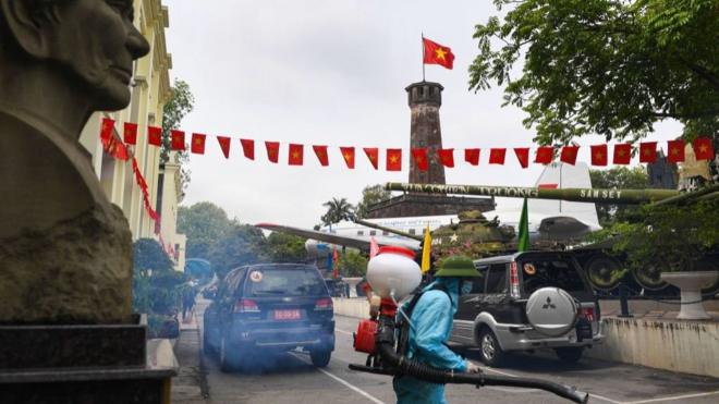 Người Việt chống dịch trong bối cảnh tự hào dân tộc