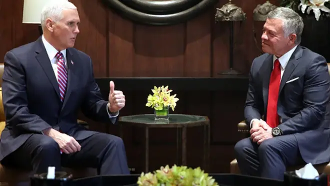 ملك الأردن وبنس