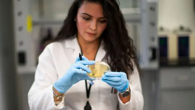 كم نحتاج من الوقت للتعافي من فيروس كورونا؟