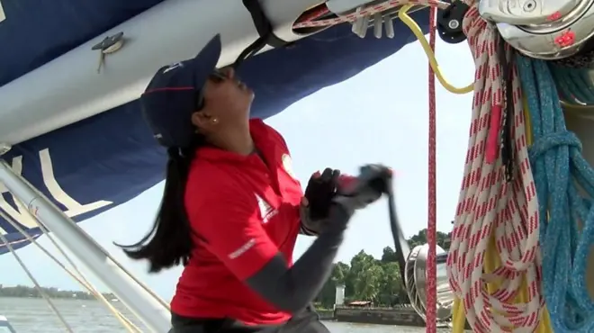 మహిళా కమాండోల ప్రపంచ యాత్ర