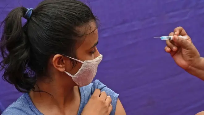 वैक्सीनेशन