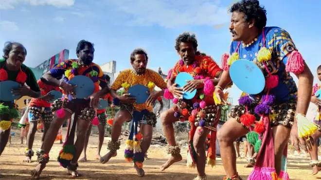 తప్పెటగుళ్లు