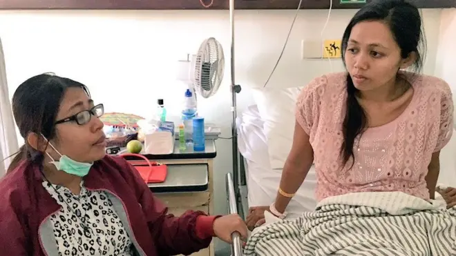 LBH Bali bersama Jenny Jusuf menjengung Kariani di RS Shanglah.