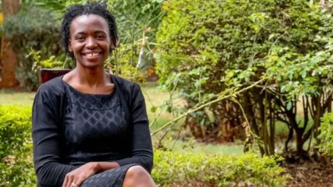 د واده مراسم مو په یوه لویه کلیسا(ال سنتز) کې نیولي وو