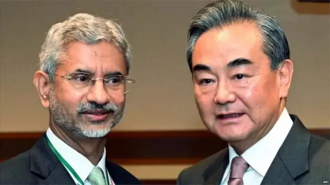 विदेश मंत्री वांग यी और एस जयशंकर