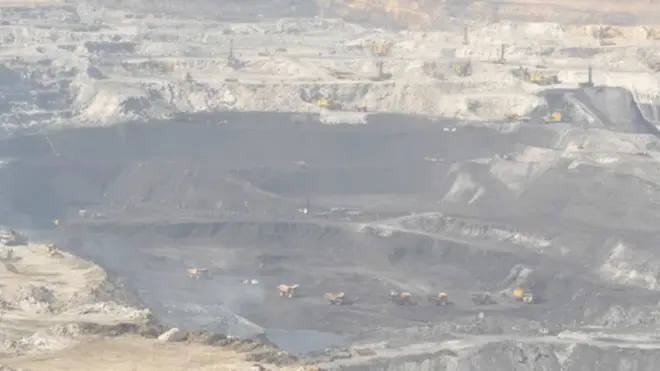 खुली खदान