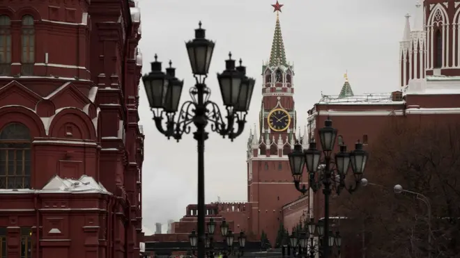 Financial Times пише, що Заходу потрібно швидше переоцінити "багато аксіом ери після холодної війни"