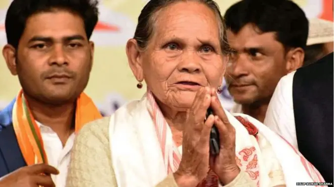 शिवसागर सेअखिल गोगोई की इस जीत को कई लोग उनकी बूढ़ी मां प्रियदा के प्रयासों का नतीजा मान रहे हैं