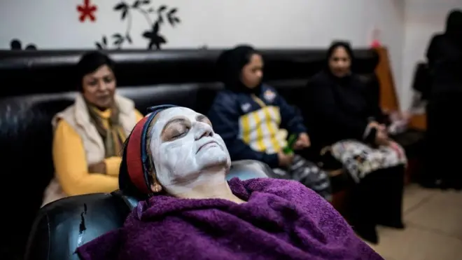 رنگ گورا کرنے والی کریم