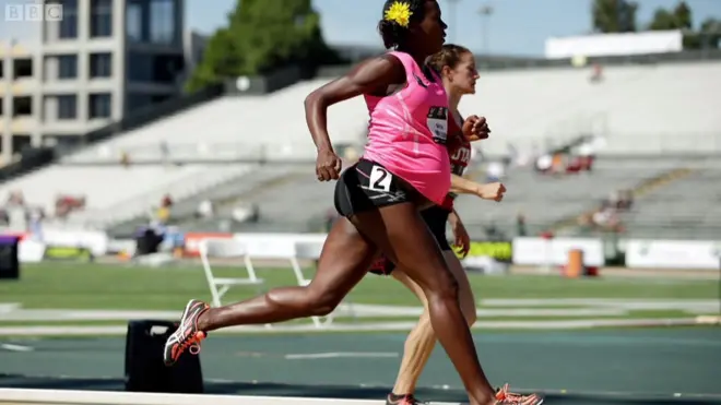 ஓட்டப்பந்தய வீராங்கனை அலிசியா மோன்டானோ