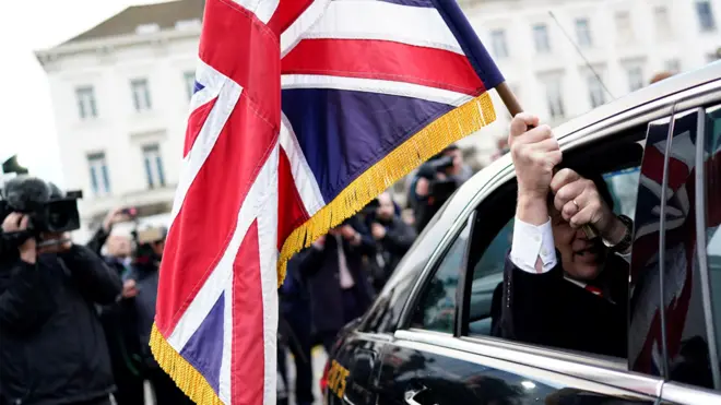 Британские депутаты Европарламента уезжают из Брюсселя