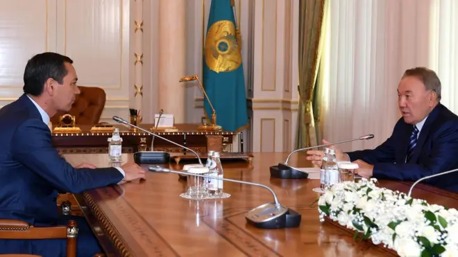 Казакстандын президенти Нурсултан Назарбаевдин кыргыз президенттигине талапкер Ѳмүрбек Бабановду кабыл алып жолугушту.