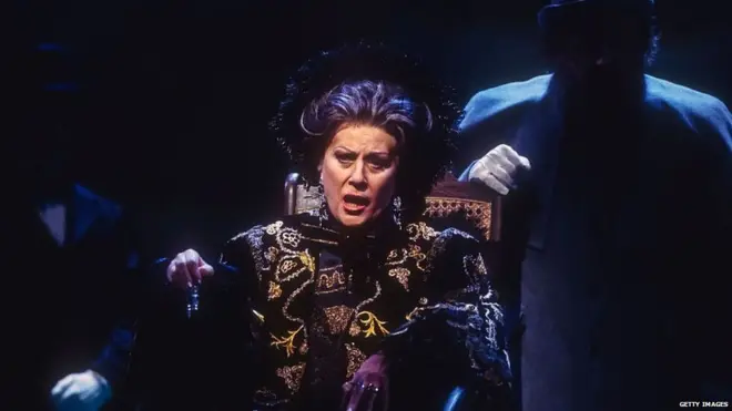 Operska pevačica Elena Obrazcova preminula je 2015.